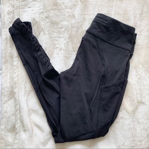 Black Lululemon leggings (full length!)